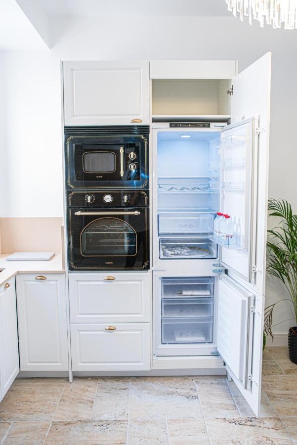 Laura Apartment Puerto Valencia Ngoại thất bức ảnh
