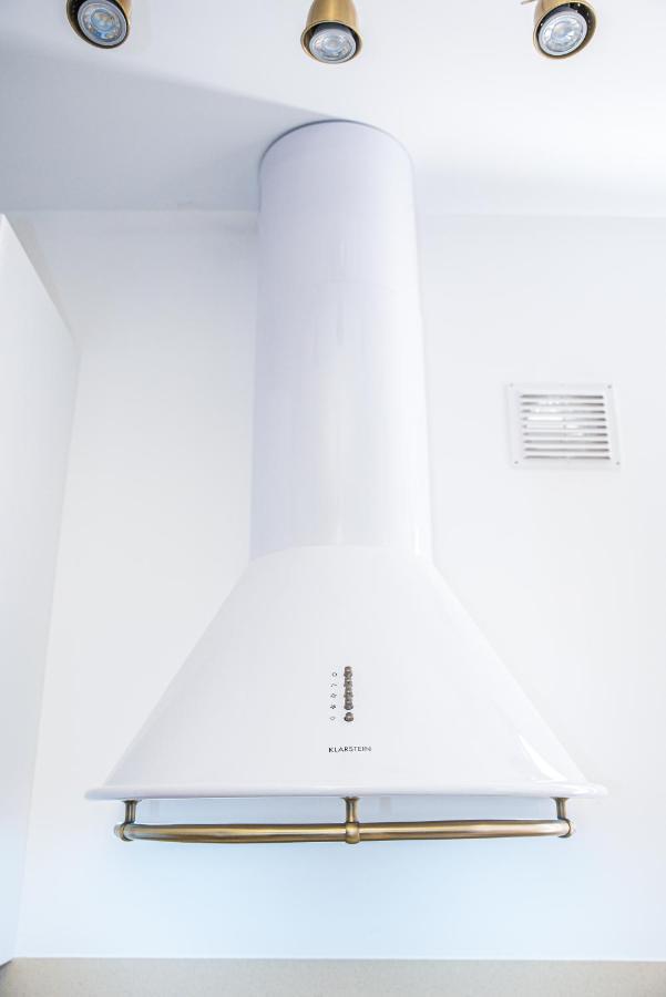Laura Apartment Puerto Valencia Ngoại thất bức ảnh