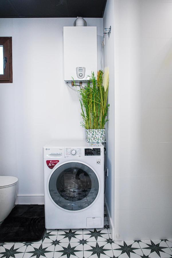 Laura Apartment Puerto Valencia Ngoại thất bức ảnh