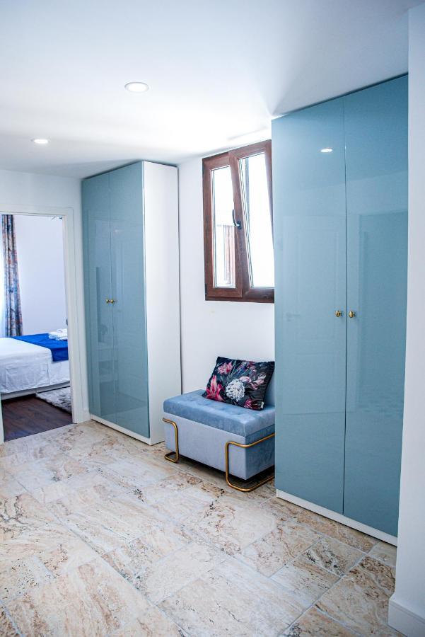 Laura Apartment Puerto Valencia Ngoại thất bức ảnh