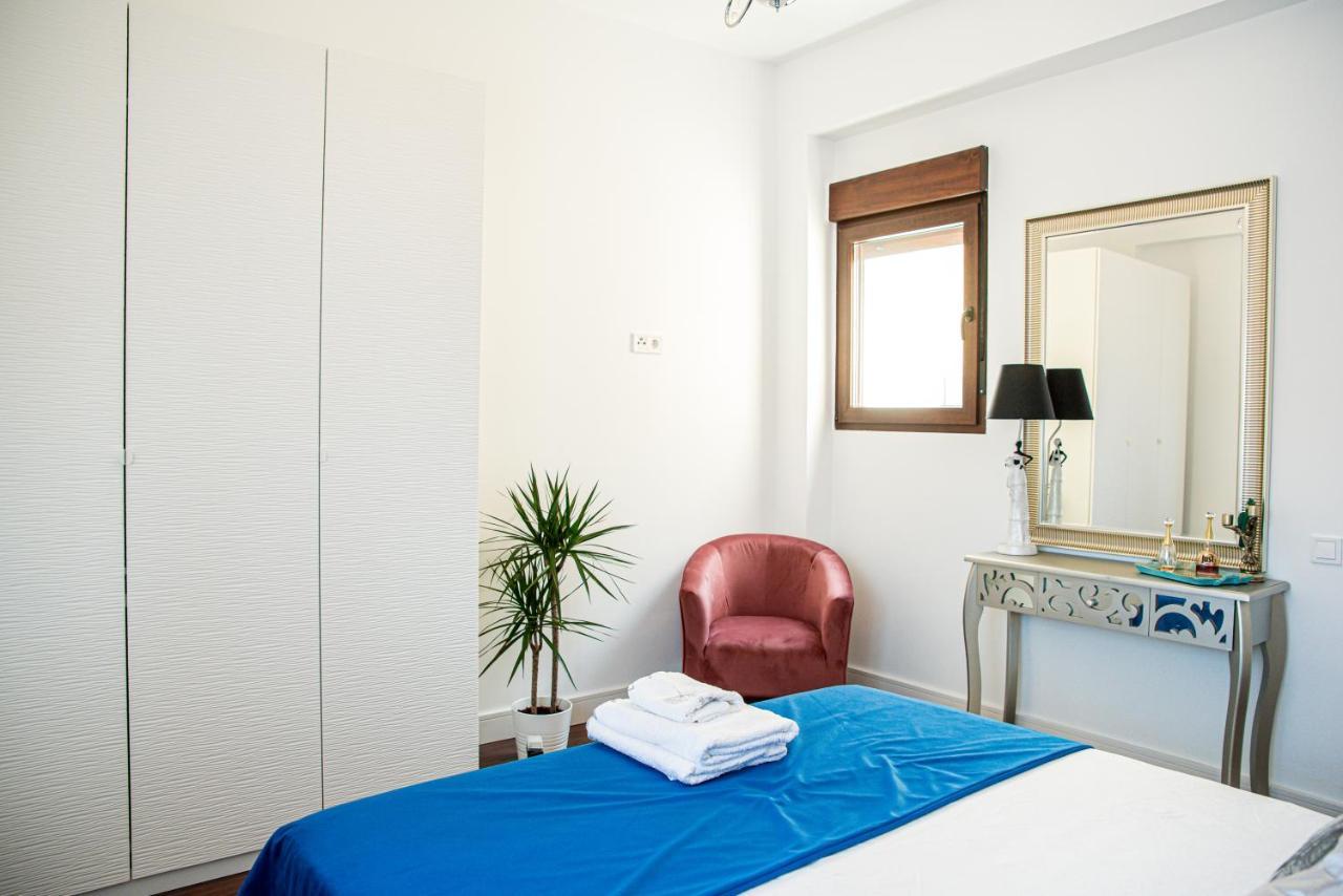 Laura Apartment Puerto Valencia Ngoại thất bức ảnh
