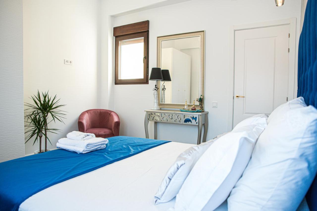 Laura Apartment Puerto Valencia Ngoại thất bức ảnh